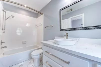 34 Waugh Drive #D, Houston, TX 77007 - Photo 32