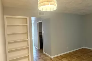 1611 Mapleton Dr, Houston, TX 77043 - Photo 34
