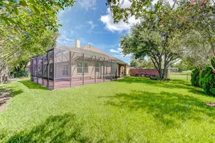 2425 Spellbrook Ct, League City, TX 77573 - Photo 38