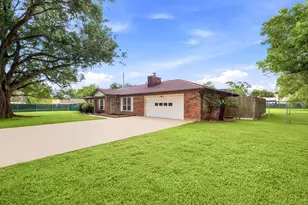 12211 3rd St, Santa Fe, TX 77510 - Photo 6