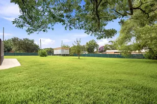 12211 3rd St, Santa Fe, TX 77510 - Photo 38