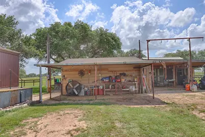 1276 Cr 216, Hallettsville, TX 77964 - Photo 18