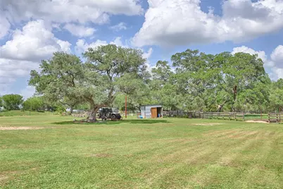 1276 Cr 216, Hallettsville, TX 77964 - Photo 8