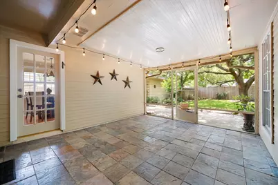 1506 Oak Hollow Drive, Friendswood, TX 77546 - Photo 20