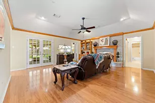 1506 Oak Hollow Dr, Friendswood, TX 77546 - Photo 4