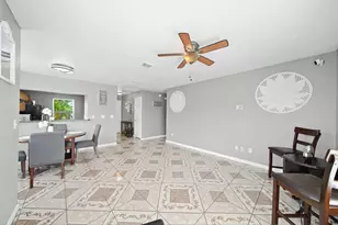 5306 Jewel St, Houston, TX 77026 - Photo 10