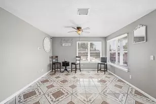 5306 Jewel St, Houston, TX 77026 - Photo 8
