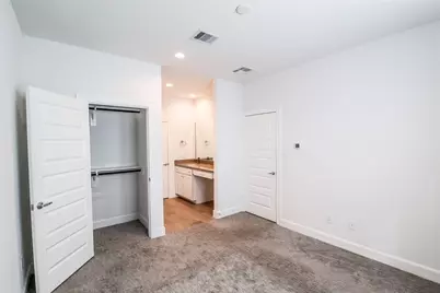 2745 Clinton Drive, Houston, TX 77020 - Photo 16