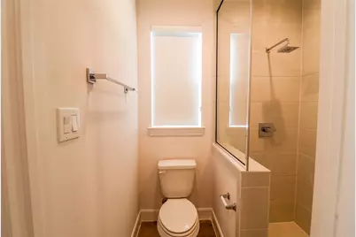 2745 Clinton Drive, Houston, TX 77020 - Photo 20