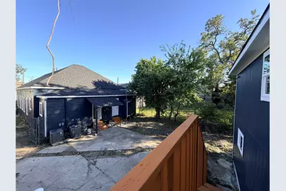 2209 Gano St, Houston, TX 77009 - Photo 4