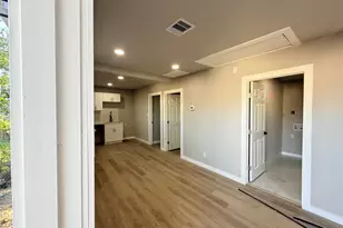 2209 Gano St, Houston, TX 77009 - Photo 32