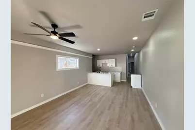 2209 Gano St, Houston, TX 77009 - Photo 6