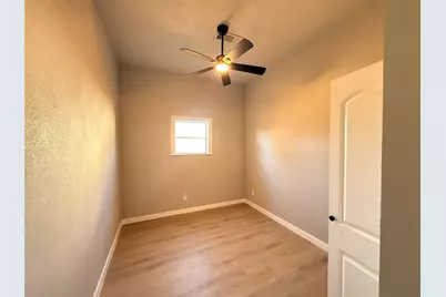 2209 Gano St, Houston, TX 77009 - Photo 10