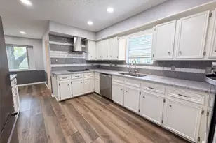 10327 Sweetwood Dr, Houston, TX 77070 - Photo 6