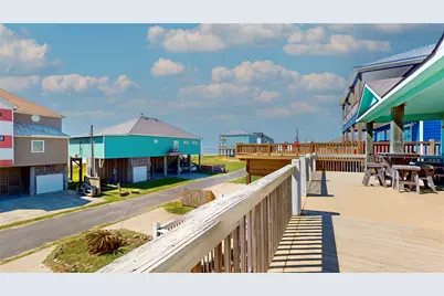 1121 Blue Water Drive, Crystal Beach, TX 77650 - Photo 24