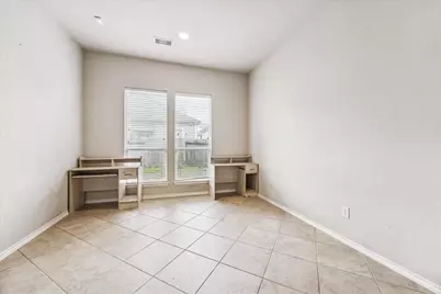 14906 Tuttle Point Drive, Houston, TX 77082 - Photo 12