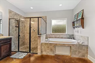 12969 Shady Woods Ct, Montgomery, TX 77316 - Photo 18