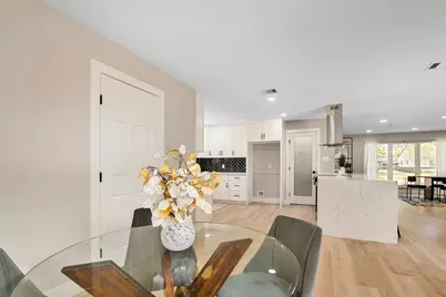 5731 Creekbend Drive, Houston, TX 77096 - Photo 18