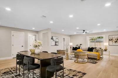 5731 Creekbend Drive, Houston, TX 77096 - Photo 16