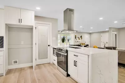 5731 Creekbend Drive, Houston, TX 77096 - Photo 22