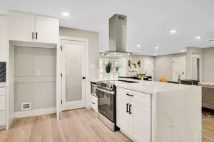 5731 Creekbend Dr, Houston, TX 77096 - Photo 22