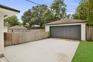 5731 Creekbend Dr, Houston, TX 77096 - Photo 4