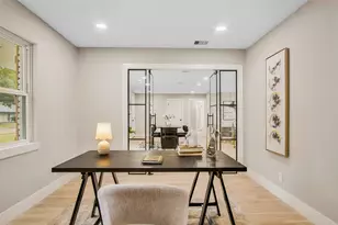 5731 Creekbend Dr, Houston, TX 77096 - Photo 8