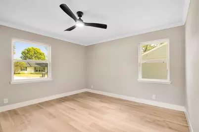 5731 Creekbend Drive, Houston, TX 77096 - Photo 38