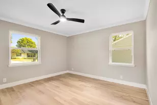 5731 Creekbend Dr, Houston, TX 77096 - Photo 38