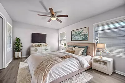 6138 Kenilwood Drive, Houston, TX 77033 - Photo 4
