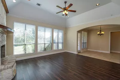 1319 Alleyan, Sugar Land, TX 77479 - Photo 6