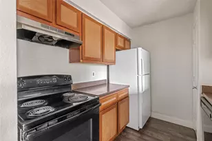 8100 Creekbend Dr, Houston, TX 77071 - Photo 8