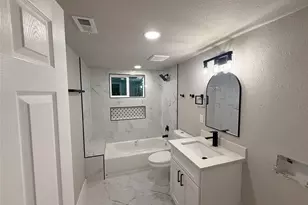 5238 Pease St, Houston, TX 77023 - Photo 4