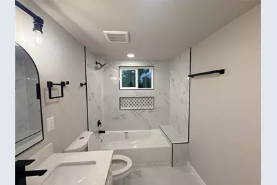 5238 Pease St #4, Houston, TX 77023 - Photo 12