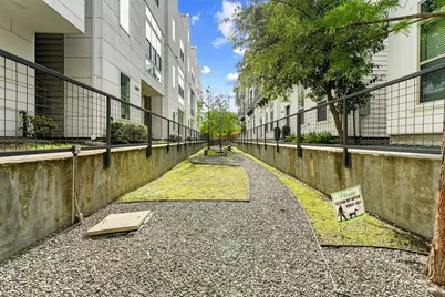 5854 E Post Oak Lane, Houston, TX 77055 - Photo 28