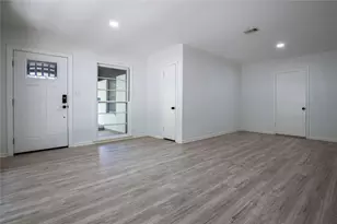 2400 Carrington St, Bay City, TX 77414 - Photo 6