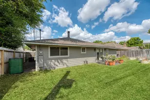 1814 Tattenhall Dr, Houston, TX 77008 - Photo 36