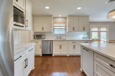 1814 Tattenhall Drive, Houston, TX 77008 - Photo 16