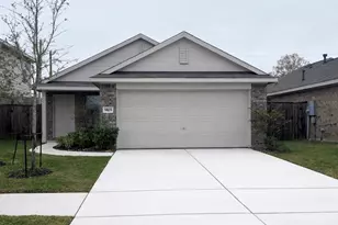 9103 Estes Lks Dr, Baytown, TX 77521 - Photo 1