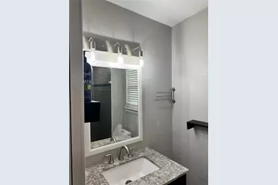 9414 Highmeadow Drive, Houston, TX 77063 - Photo 10