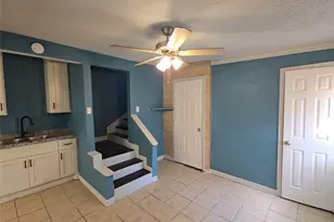 9010 Linda Vista Rd, Houston, TX 77078 - Photo 4