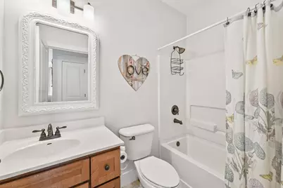4231 Pointe West Drive #302, Galveston, TX 77554 - Photo 26