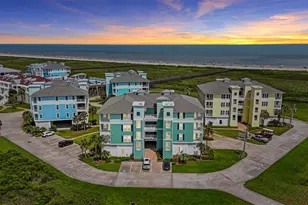 4231 Pointe W Dr, Galveston, TX 77554 - Photo 1