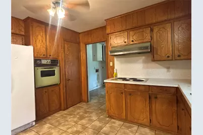 1506 Meadow Lane, Brenham, TX 77833 - Photo 6