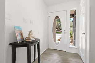 6 N Birchcane Ct, The Woodlands, TX 77381 - Photo 2