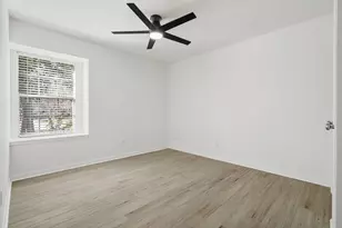 6 N Birchcane Ct, The Woodlands, TX 77381 - Photo 16