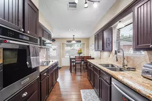 905 Patricia Dr, Deer Park, TX 77536 - Photo 10