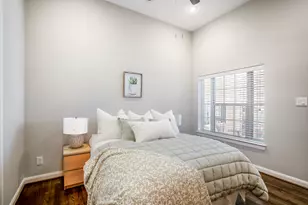 1032 W 26th St, Houston, TX 77008 - Photo 38