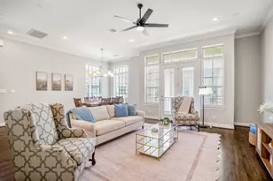 1032 W 26th St, Houston, TX 77008 - Photo 14