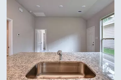 9759 Black Gum, Willis, TX 77318 - Photo 4